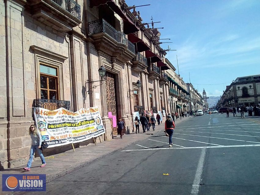 SPUM, Bloquea avenida principal en Morelia.