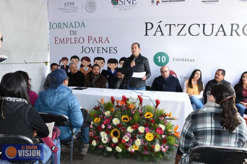 Jóvenes michoacanos, bono demográfico que abona a la competitividad del estado