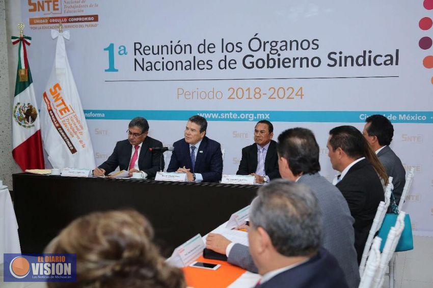 SNTE recibe reconocimiento legal del Tribunal Federal de Conciliación y Arbitraje