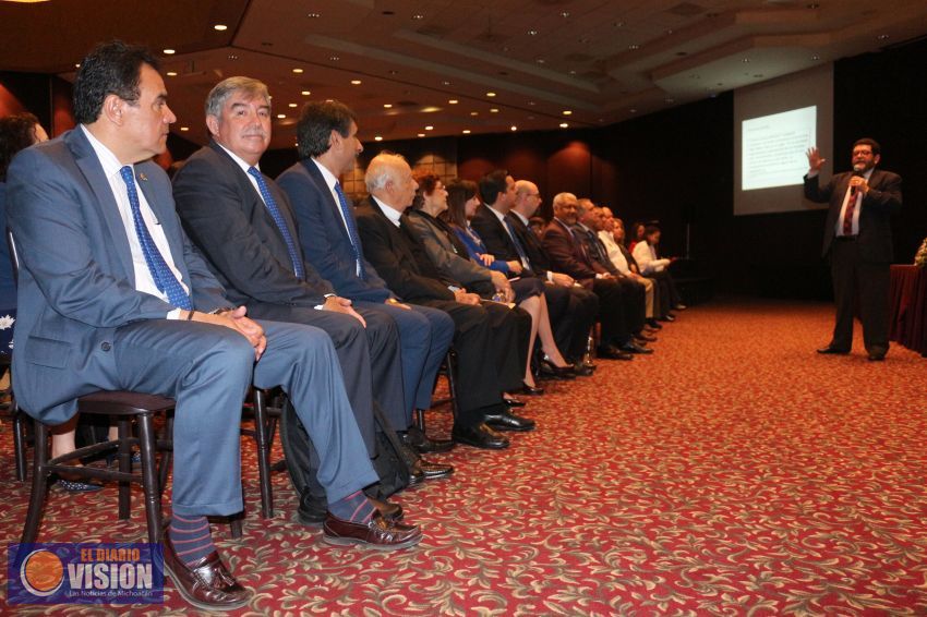 UVAQ, presente en el inicio del Encuentro Docente Michoacán 2018