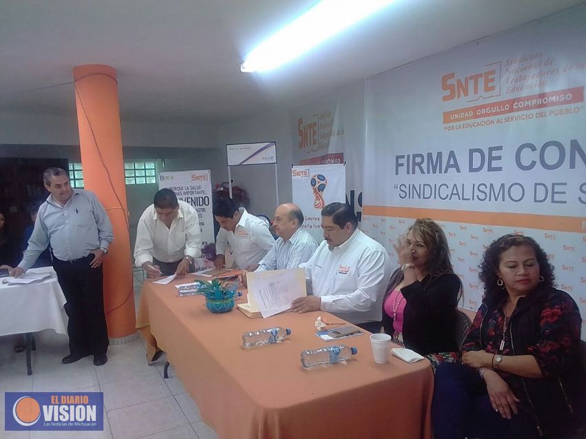 Realiza SNTE firma de convenio con prestadores de servicios