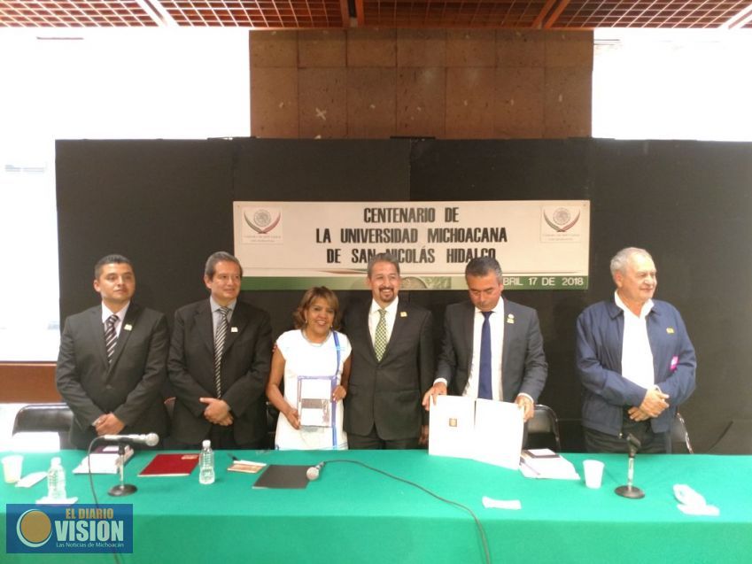 En la Cámara de Diputados presentan las obras Iconografía Universitaria y la Universidad Michoacana