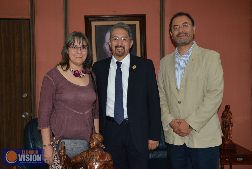 Visita catedrática de la Universidad Austral de Chile a la Universidad Michoacana