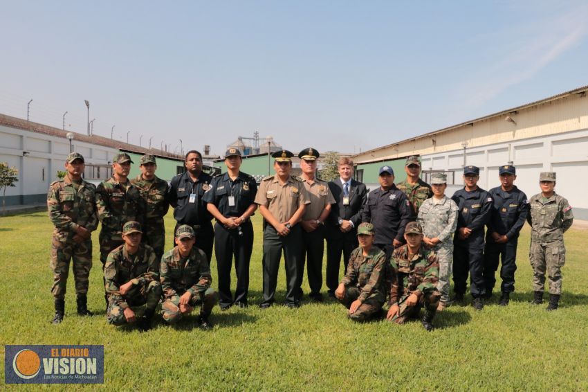 Canes Detectores de Drogas, capacitación que recibe el IEESSPP en Perú.