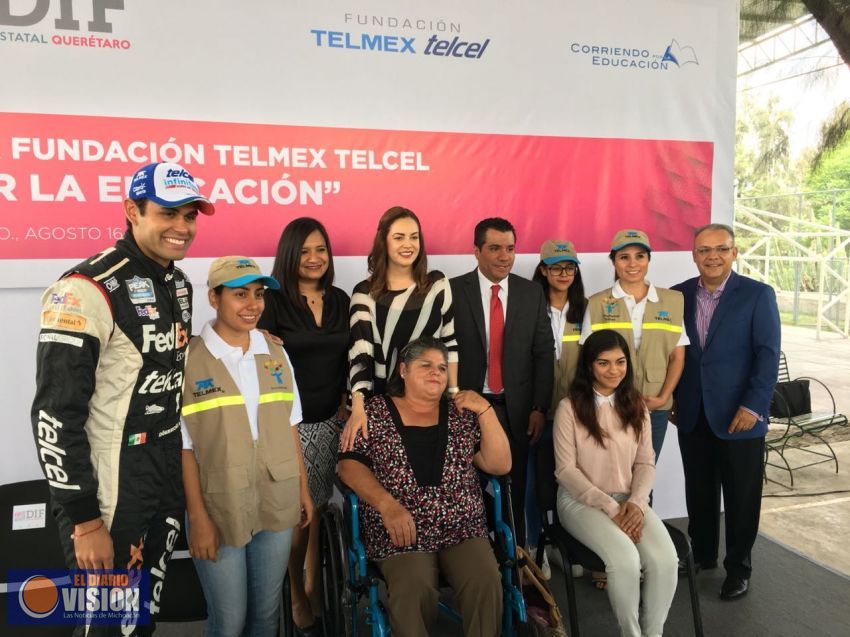 Fundación TELMEX Telcel entregó apoyos sociales de su programa “Corriendo por la Educación”