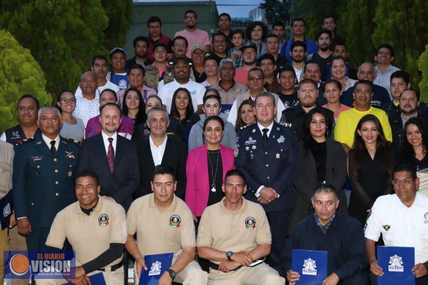 Concluye con éxito, curso para comunicadores “Técnicas y estrategias de autoprotección”