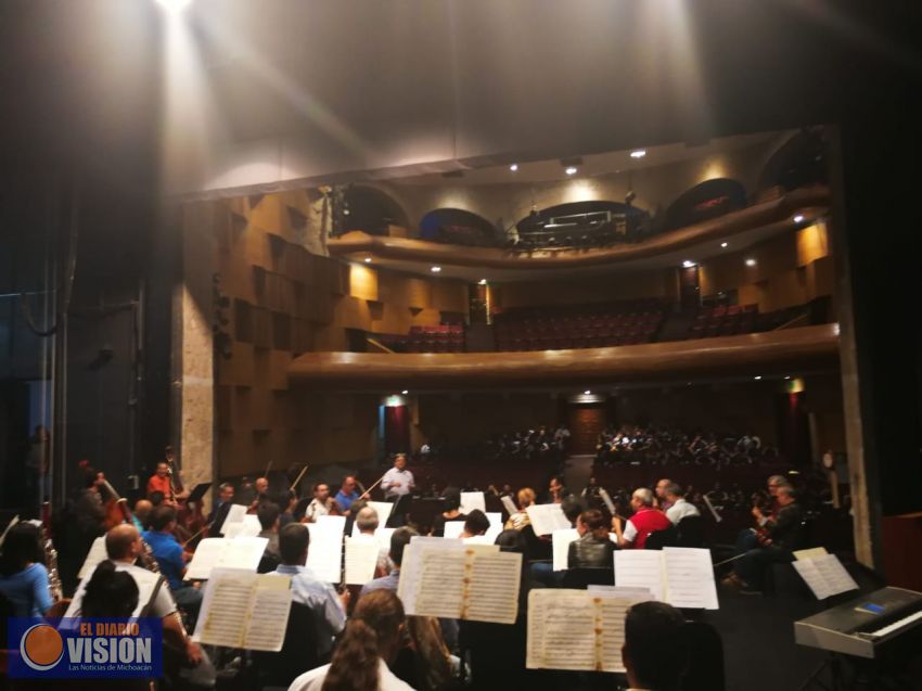 Alumnos del Colegio Grenewic, aprecian concierto de la Osidem