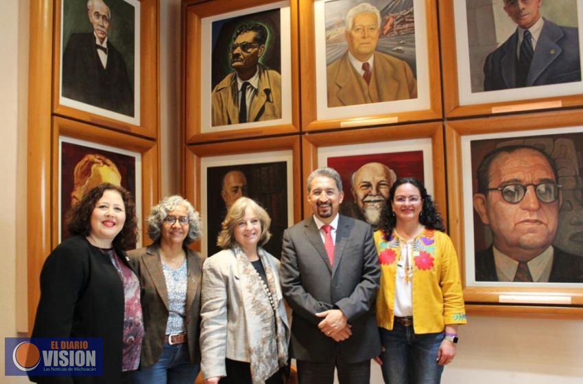 Un honor ser condecorados por la Universidad Michoacana: María Elena Medina-Mora y Javier Garciadie