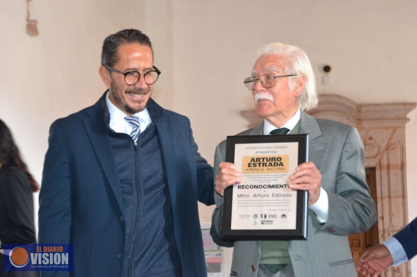 Retrospectiva, Arturo Estrada Homenaje Nacional