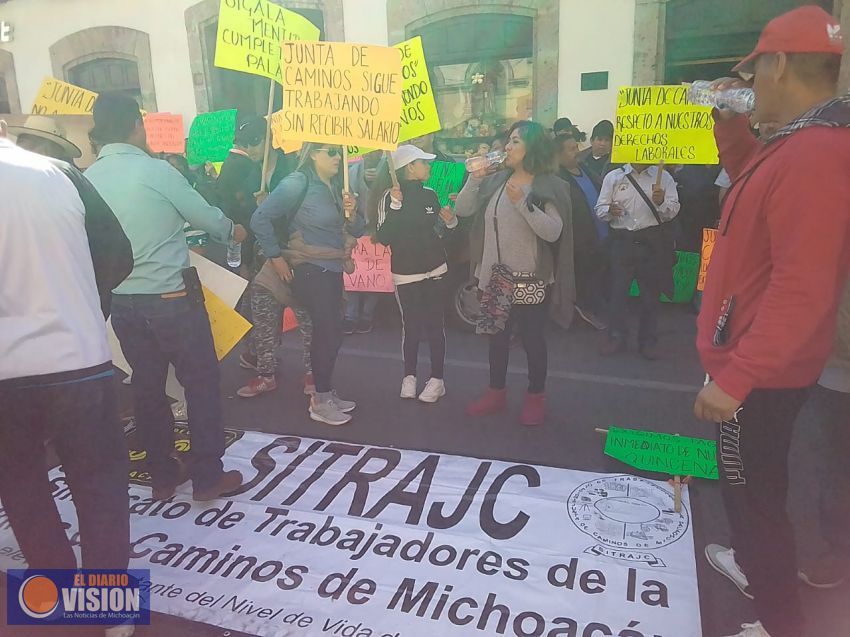 Trabajadores de Junta de Caminos solicitan a diputados den solución a la posible extinción 