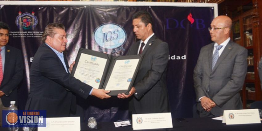 Entregan certificado ISO 9001:2015 al Sistema Bibliotecario de la UMSNH