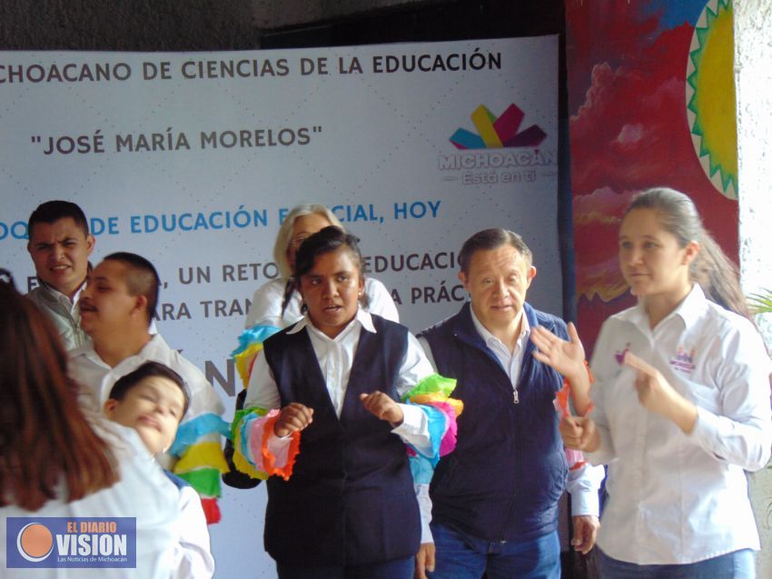 Listo, Coloquio de Educación Especial del IMCED