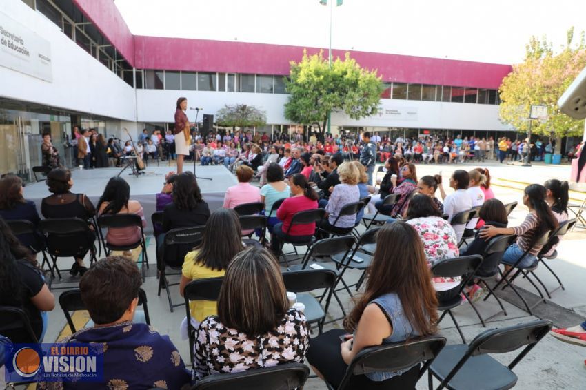 En Michoacán, 60% del sector educativo en manos de mujeres: SEE