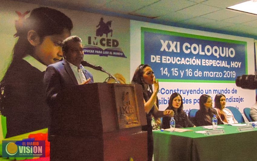 Confluyó Coloquio de Educación Especial