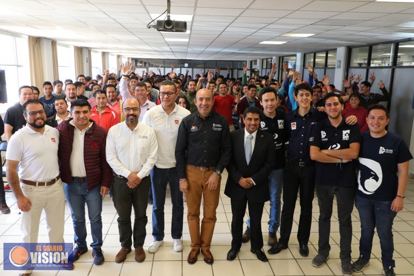 Gobierno de Michoacán reconoce a estudiantes ganadores de Robomatrix 2019, celebrado en Ecuador