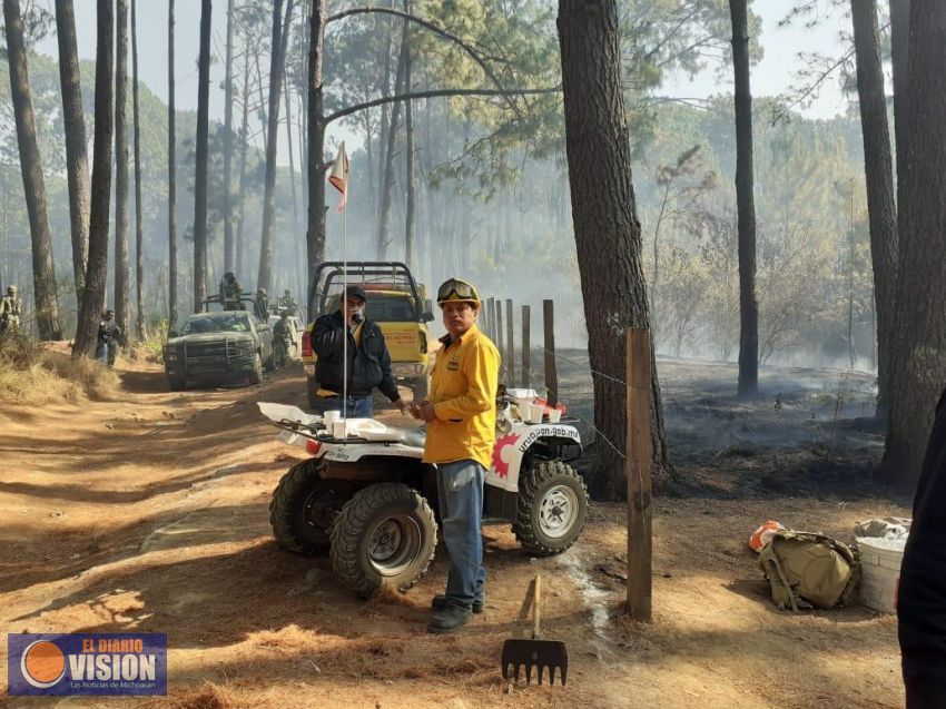 Azotan incendios forestales a varios estados del país; entre ellos Michoacán 