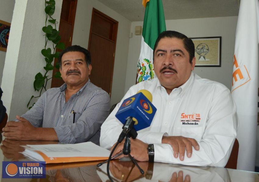 SNTE Sección 18, respalda a AMLO ante las decisiones de Trump 