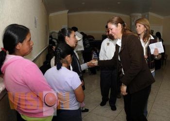 Ofrecerá DIF capacitación a mujeres damnificadas del Oriente 