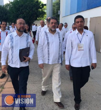 Se reúne Rector de la UMSNH con subsecretario de la SEP