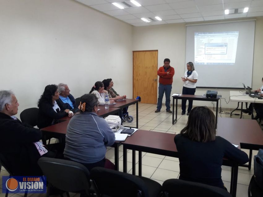 Atiende FGE a colectivos de búsqueda de personas