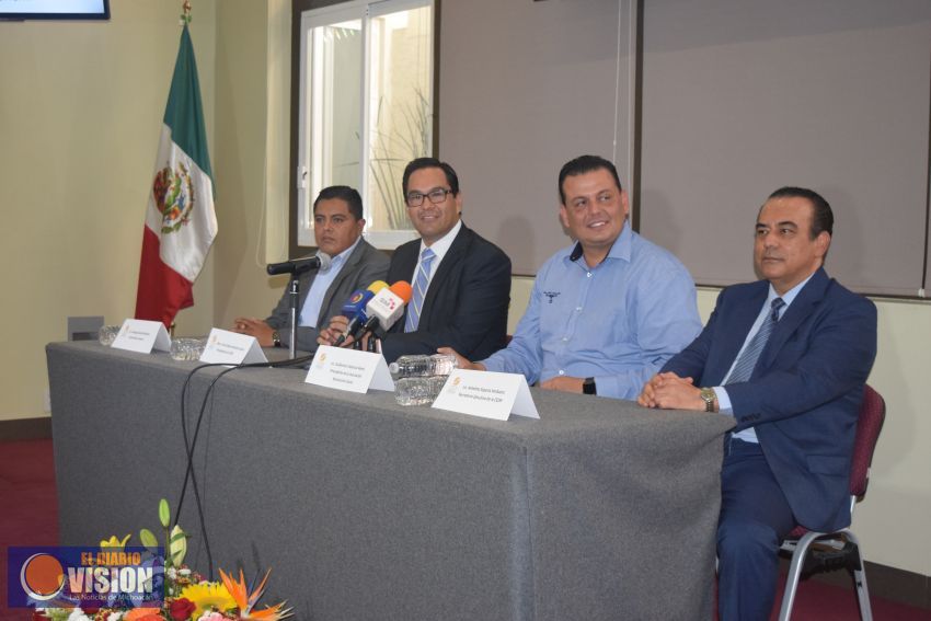 Firma CEDH convenio con la organización Revolución Social 