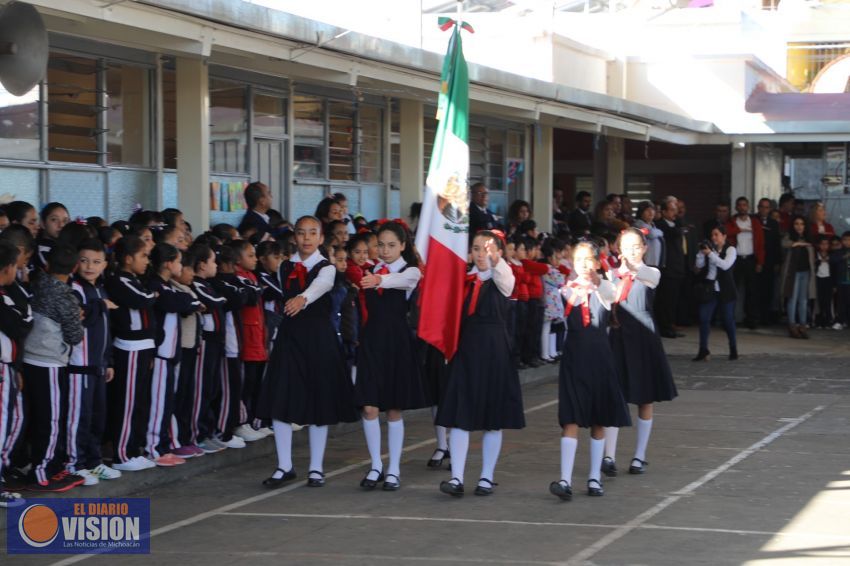 Es oficial, mañana lunes, horario normal en escuelas de Michoacán