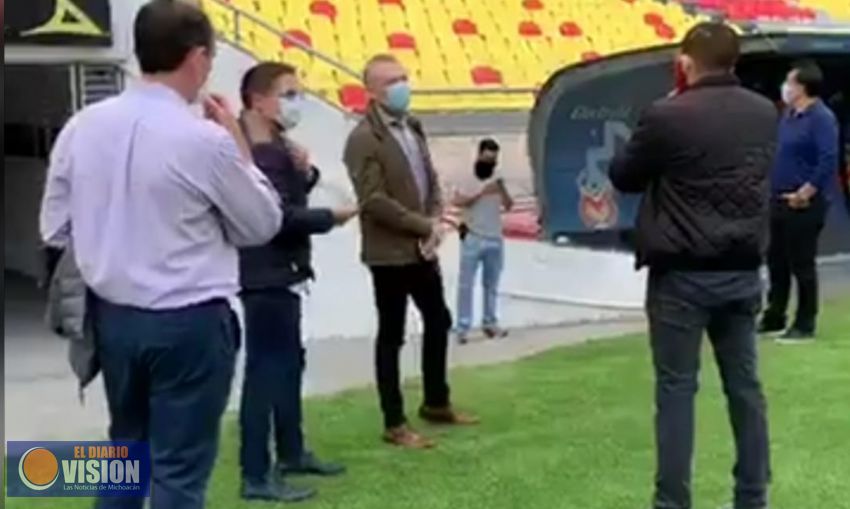 José Luis Higuera, supervisa el Estadio Morelos