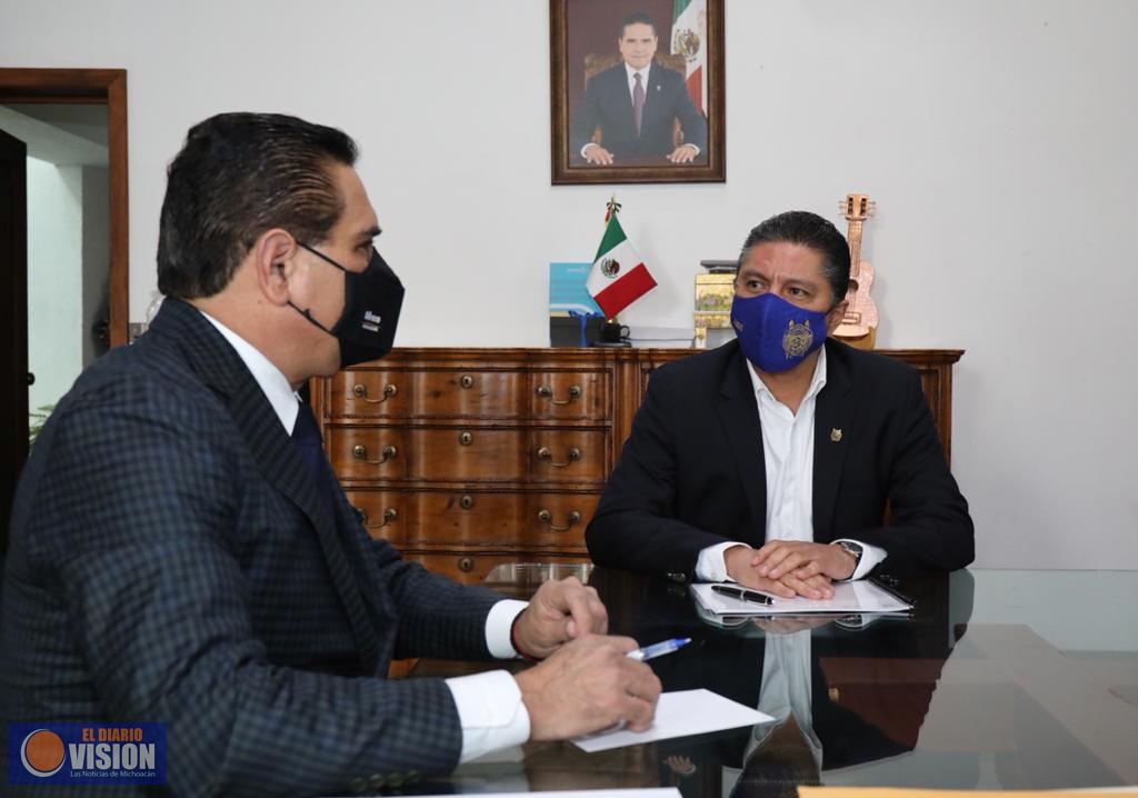 Rector Raúl Cárdenas se reúne con el gobernador Silvano Aureoles 