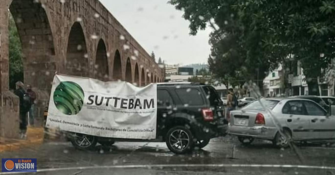 Trabajadores del SUTTEBAM, toman Secretaría de Finanzas en Morelia 