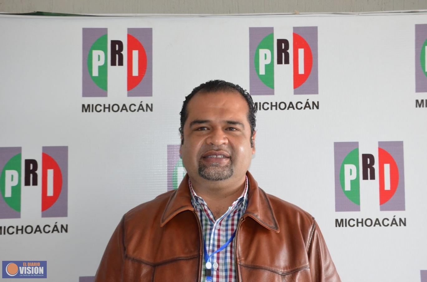 Víctor Vázquez, coordinador de presidentes municipales priistas