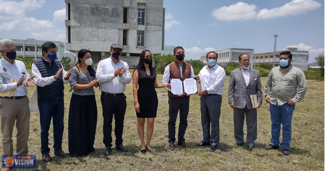 UMSNH recibe terreno para campus universitario en Zamora