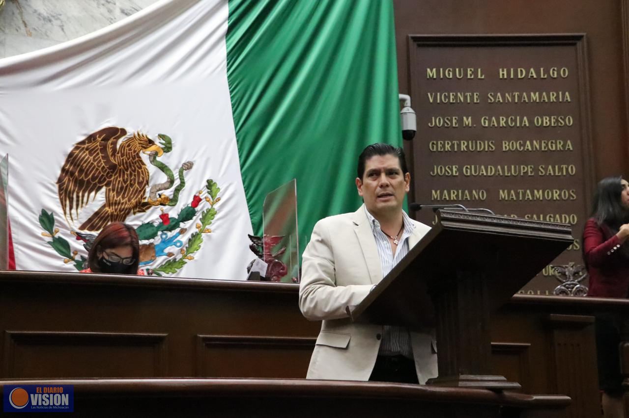 Ernesto Núñez plantea nueva ley de imagen institucional para Michoacán