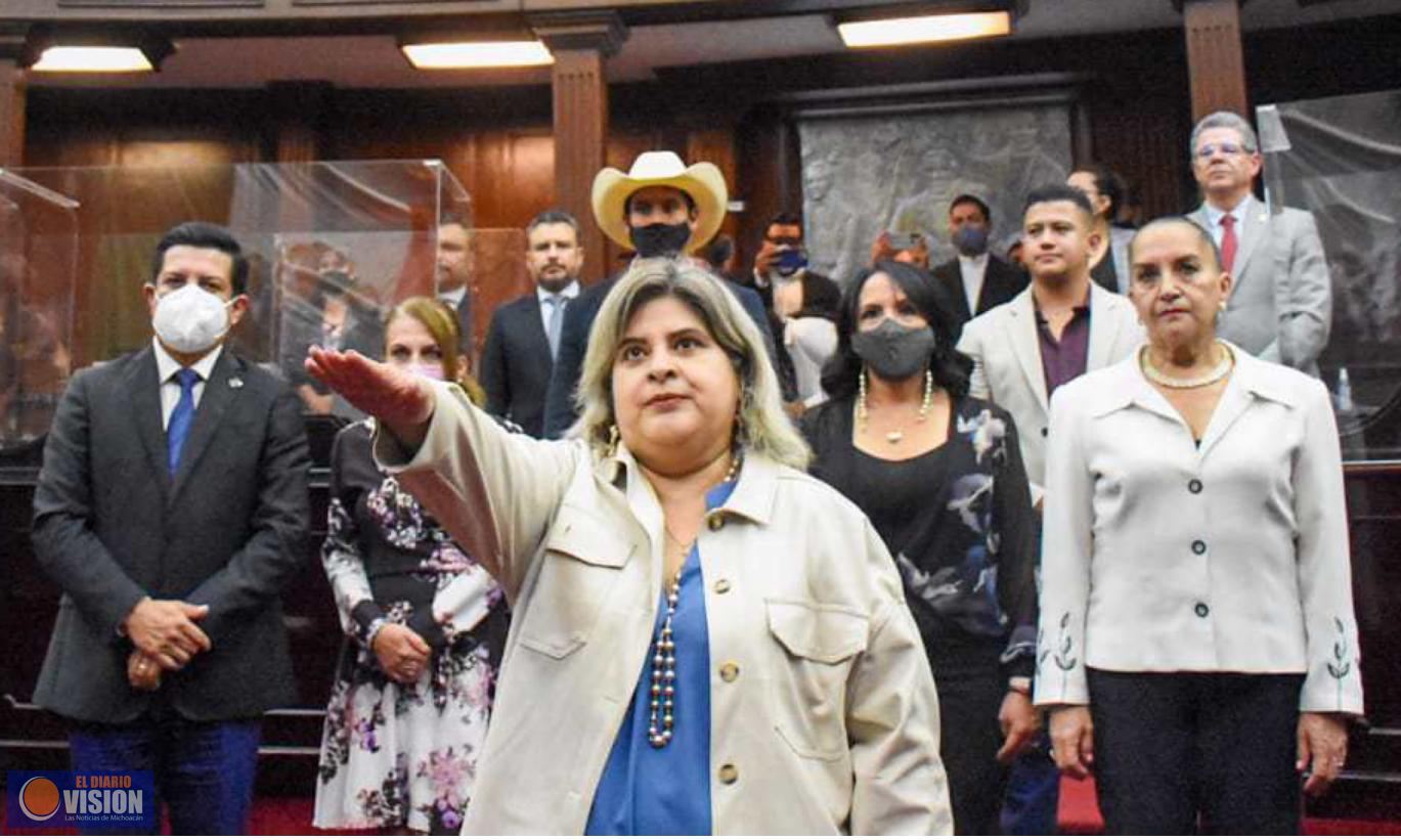 Ratifica Congreso a Azucena Marín Correa como nueva contralora del Gobierno del Estado