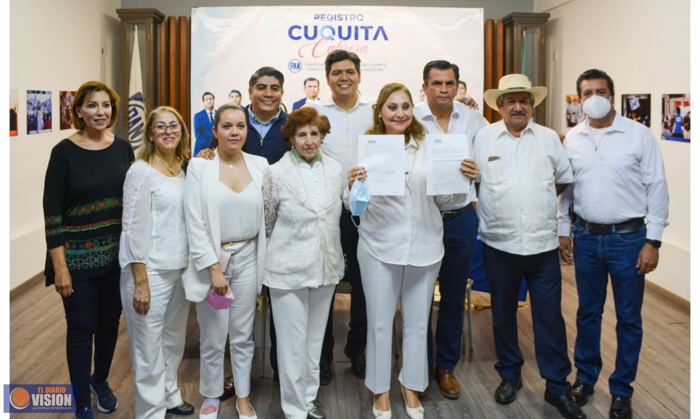 Cuquita Cabrera y su planilla se registran para dirigir el PAN