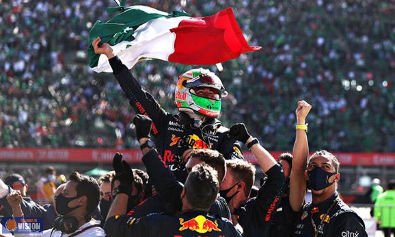 Sergio Pérez, primer mexicano en subir al podio en el GP de México