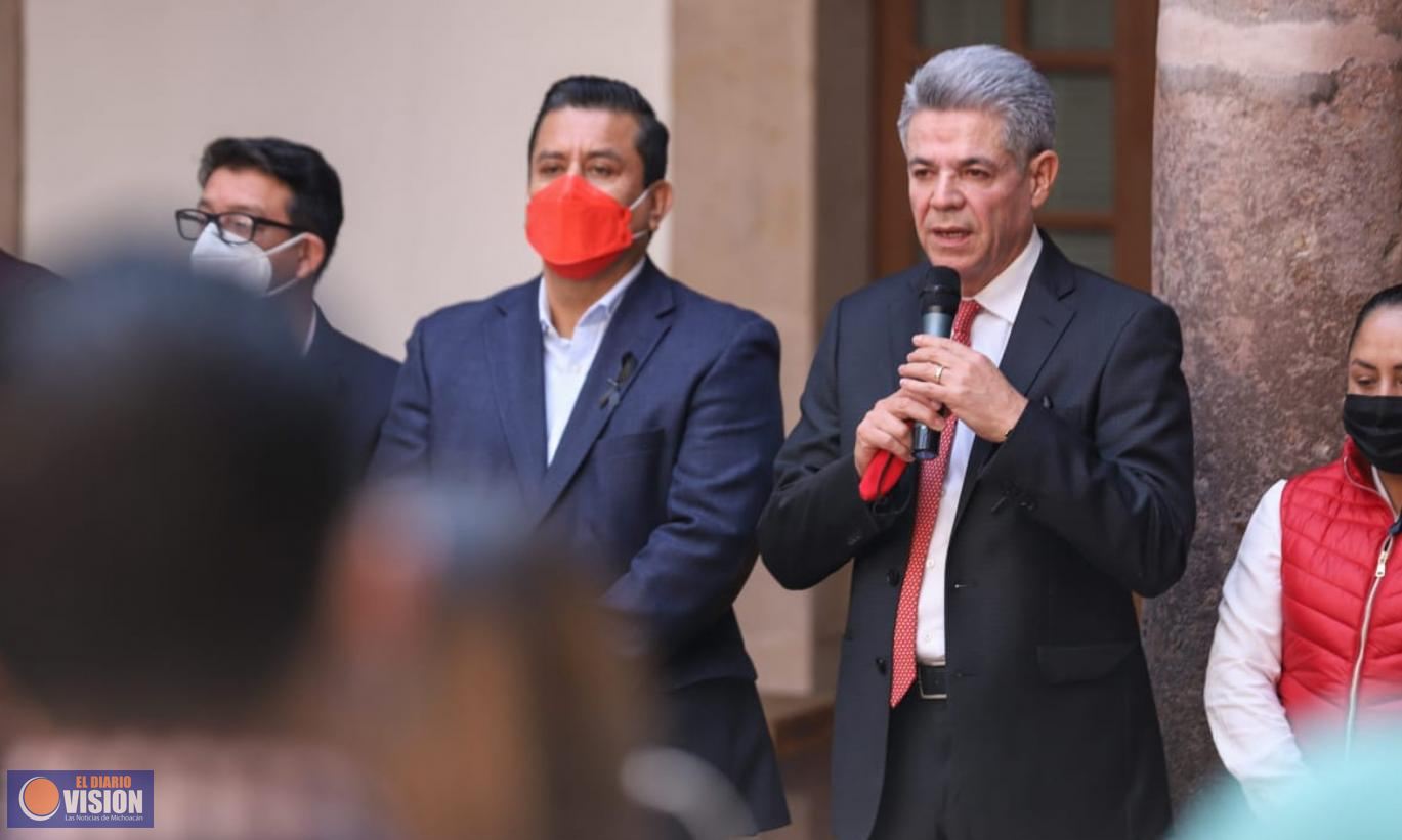 El gobierno ha dado al pueblo con sus propuestas, tres manzanas envenenadas: Hernández Peña