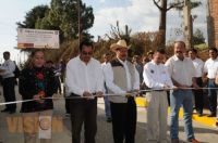 El Gobernador Leonel Godoy Inaugura obras en Charapan