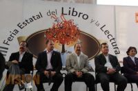 1. El Gobernador Leonel Godoy inauguro la Feria del Libro