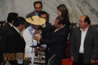 3. Entrega Leonel Godoy Rangel la Presea Melchor Ocampo 