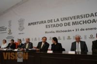 2. Asiste Leonel Godoy  la apertura de la Universidad Virtual