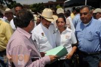 2. Inauguró Leonel Godoy obras por más de 28 millones de pesos en Apatzingán