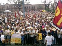 3. López Obrador convocó a la unidad a los militantes de izquierda en Michoacán