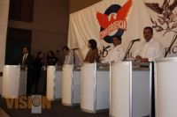 Precandidatos de Convergencia a la gubernatura de Michoacán, sostienen debate.