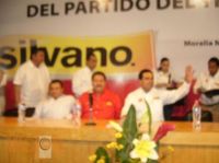 1. Tomó protesta Silvano Aureoles como candidato del PT