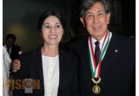 6Recibe el Ingeniero Cárdenas Medalla Belisario Dominguez a Cuauhtémoc Cárdenas