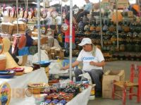 Instalan Tianguis Artesanal más gande de Latinoamérica 