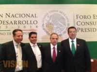 En el evento del INAFED, con el Director Nacional y el Alcalde de Morelia