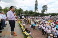 Campaña en Defensa del Petróleo por Silvano Aureoles