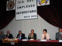 Dia del Empleado Universitario 2010 4