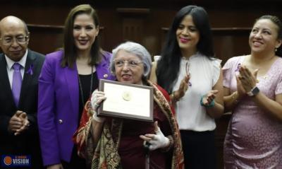 Entrega 75 Legislatura Condecoración “Mujer Michoacana 2024”, a Rosa Citlali Martínez